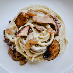 Pasta with Creamy Garlic-Artichoke Sauce